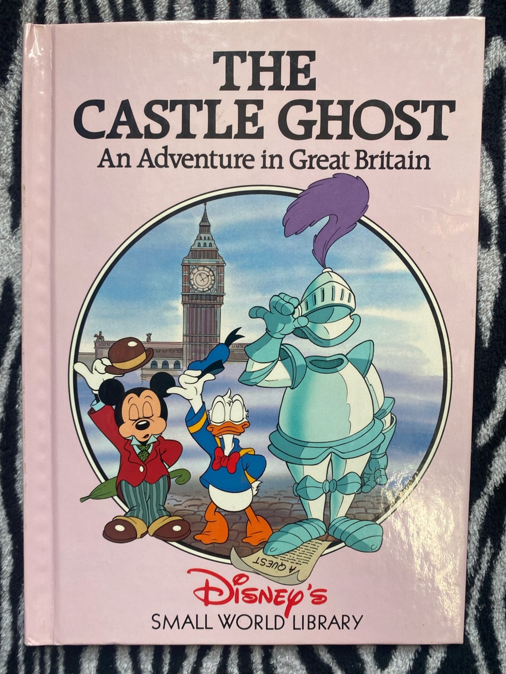 Vintage 1990 Disney’s Small World Library THE CASTLE GHOST Great Britain Grolier